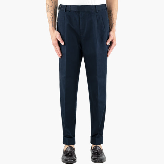 Pantalone PT Torino The Reporter Carrot Fit in Gabardina di Cotone Blu Navy
