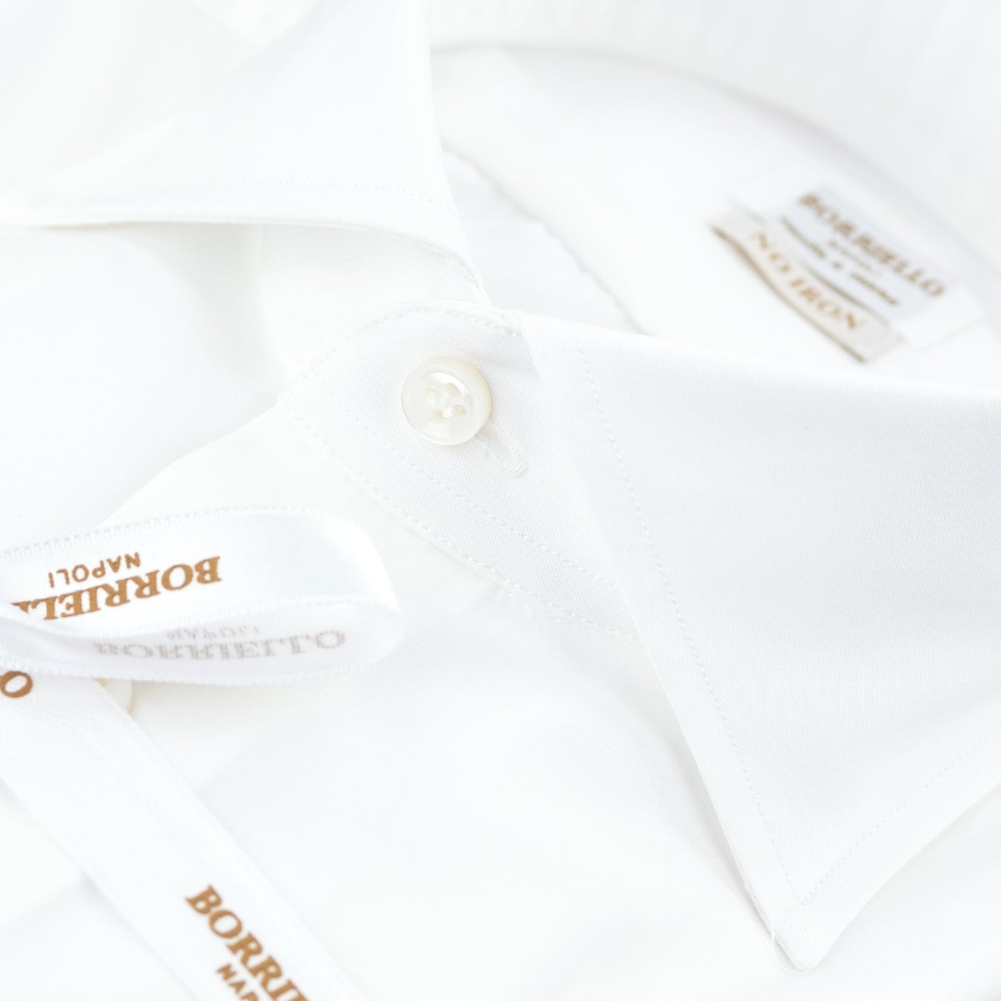 Camicia BORRIELLO Napoli Art. 21007/1 Collo Marechiaro in Cotone No Iron Bianca