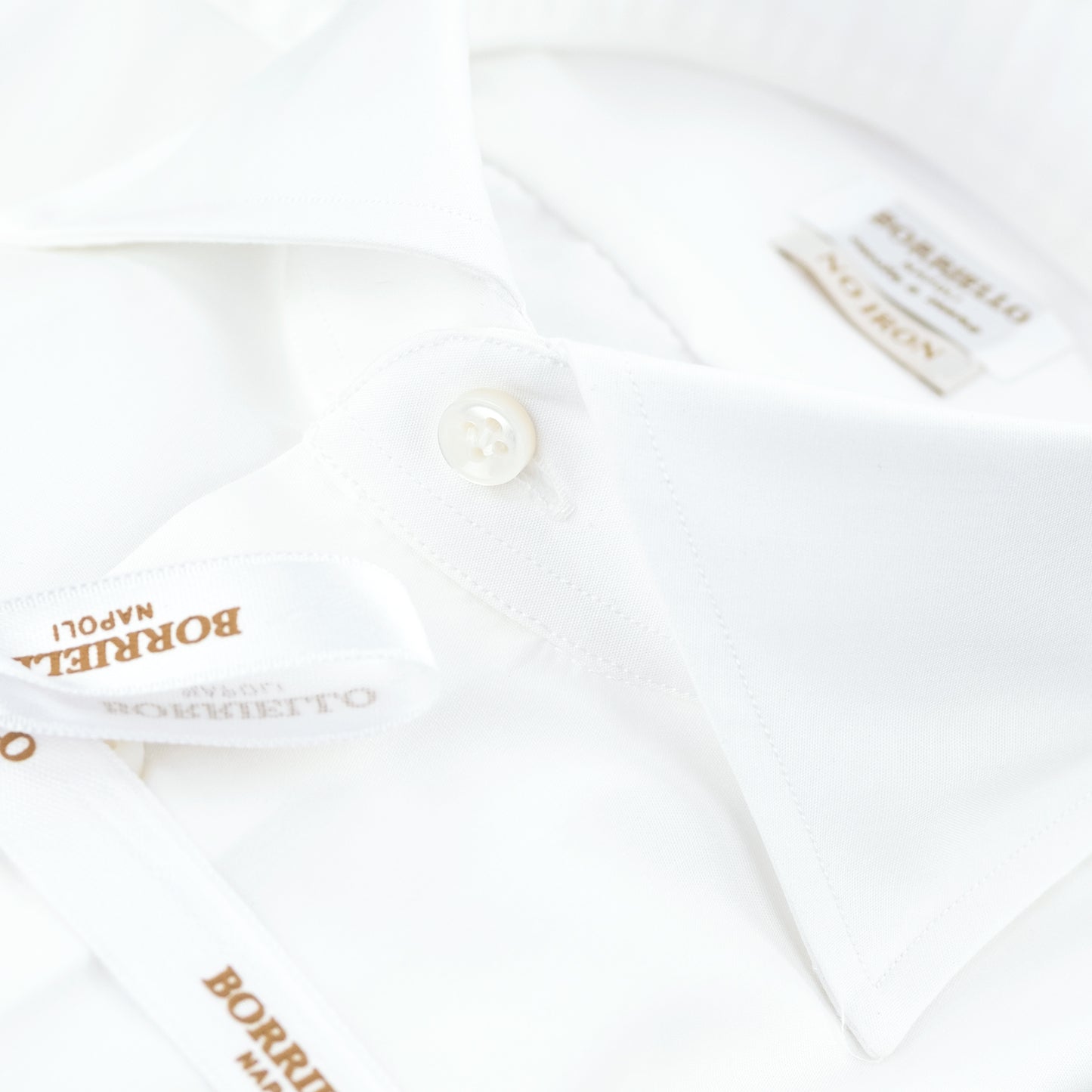 Camicia BORRIELLO Napoli Art. 21007/1 Collo Marechiaro in Cotone No Iron Bianca V23